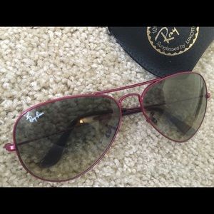 Pink Aviator Ray Bans